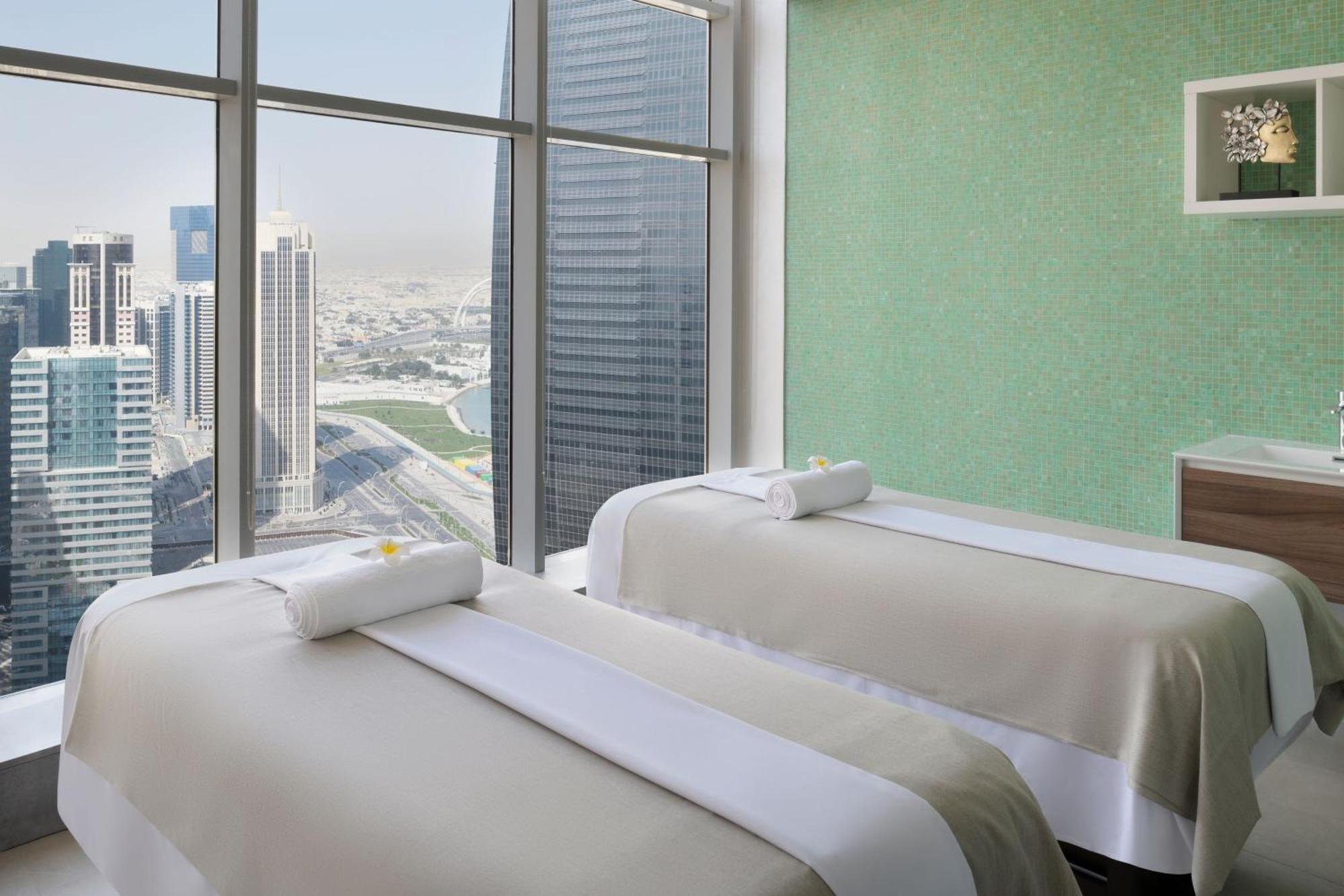 Element By Westin West Bay Doha Hotell Eksteriør bilde Spa at the Address Downtown Hotel