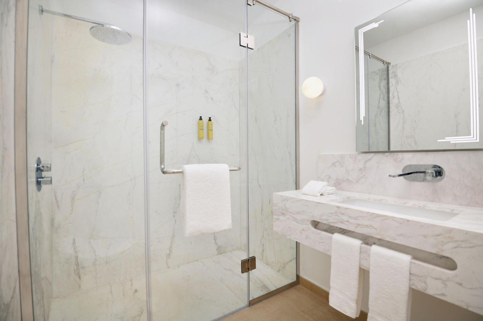 Element By Westin West Bay Doha Hotell Eksteriør bilde
